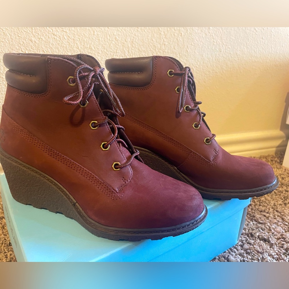Timberland wedged booties